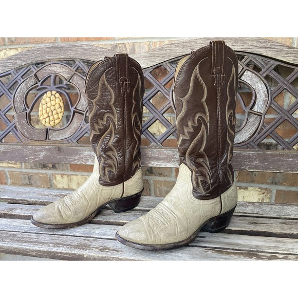 Size 6 C (8 Women's) Two Tone Leather Western Cowboy Boots by NOCONA Vintage - Picture 1 of 4